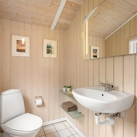 Abiorn - 2-5km From The Sea By Interhome *